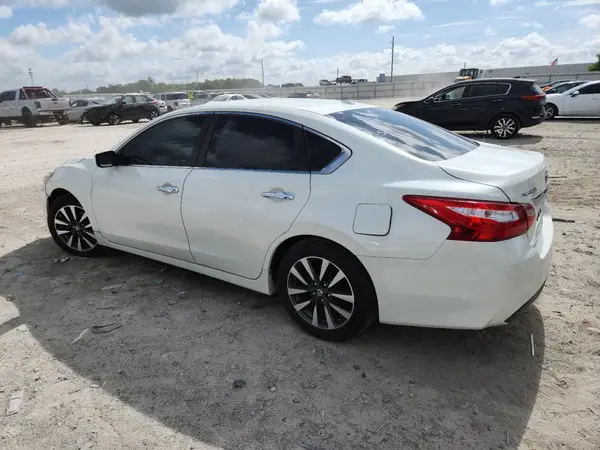 1N4AL3AP5HC155958 2017 NISSAN ALTIMA - Image 2