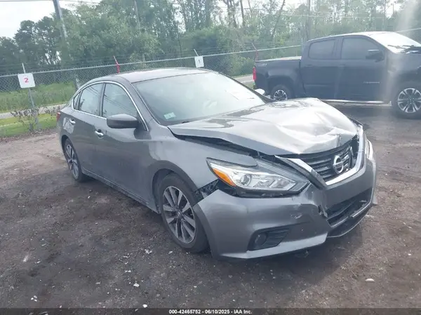 1N4AL3AP5HC158472 2017 NISSAN ALTIMA - Image 1