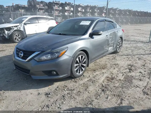 1N4AL3AP5HC159203 2017 NISSAN ALTIMA - Image 2
