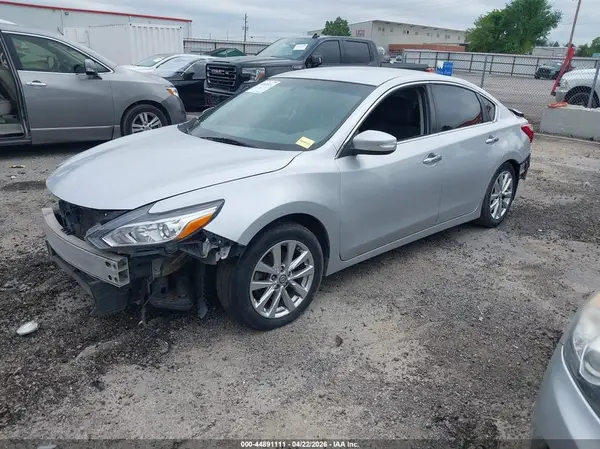 1N4AL3AP5HC162179 2017 NISSAN ALTIMA - Image 2