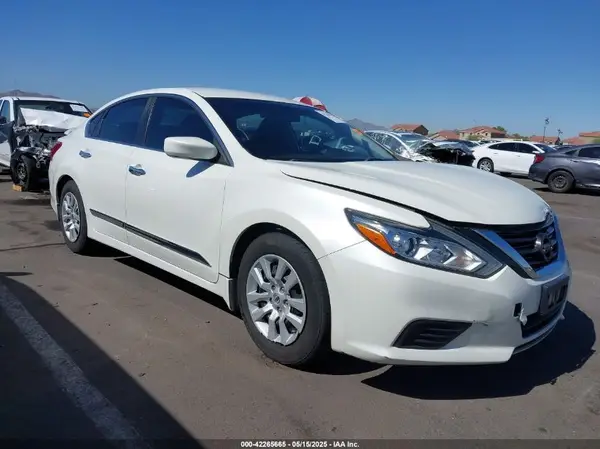 1N4AL3AP5HC164627 2017 NISSAN ALTIMA - Image 1