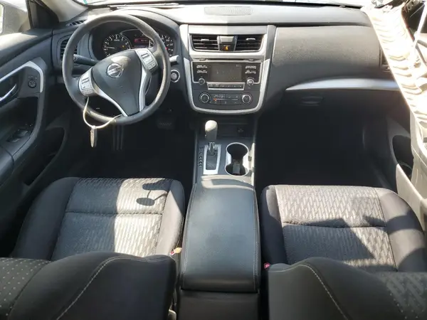 1N4AL3AP5HC165194 2017 NISSAN ALTIMA - Image 8