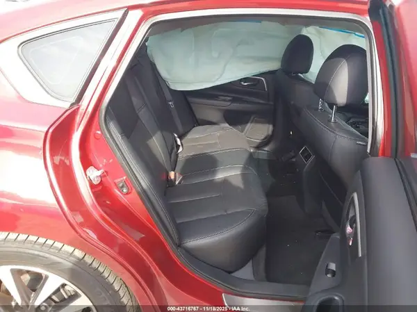 1N4AL3AP5HC165809 2017 NISSAN ALTIMA - Image 8
