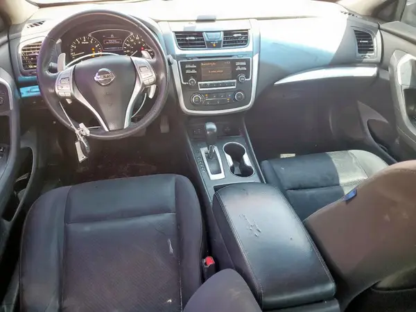 1N4AL3AP5HC165826 2017 NISSAN ALTIMA - Image 8