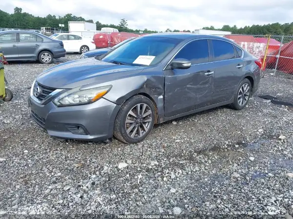 1N4AL3AP5HC166197 2017 NISSAN ALTIMA - Image 2