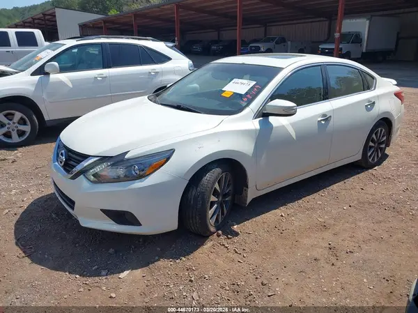 1N4AL3AP5HC168449 2017 NISSAN ALTIMA - Image 2