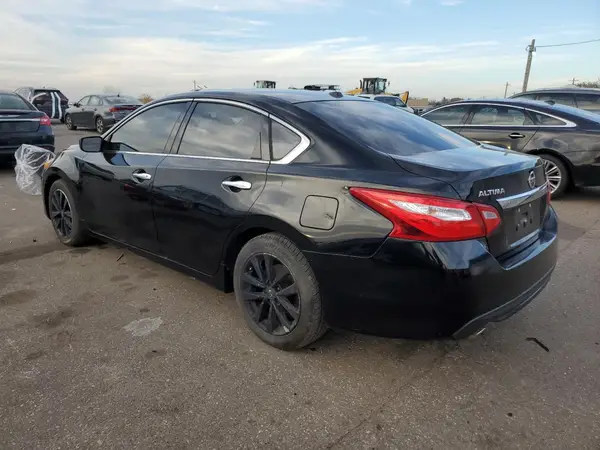 1N4AL3AP5HC168662 2017 NISSAN ALTIMA - Image 2