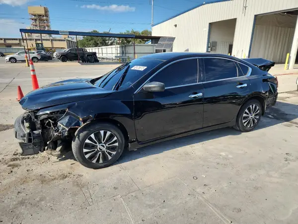 1N4AL3AP5HC170332 2017 NISSAN ALTIMA - Image 1