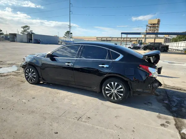 1N4AL3AP5HC170332 2017 NISSAN ALTIMA - Image 2