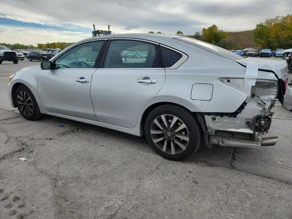1N4AL3AP5HC172713 2017 NISSAN ALTIMA - Image 2