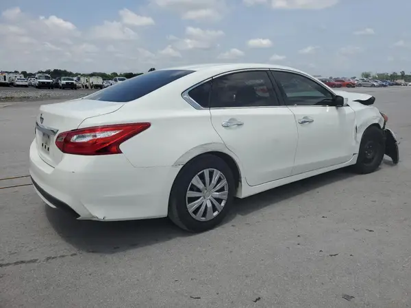 1N4AL3AP5HC178205 2017 NISSAN ALTIMA - Image 2