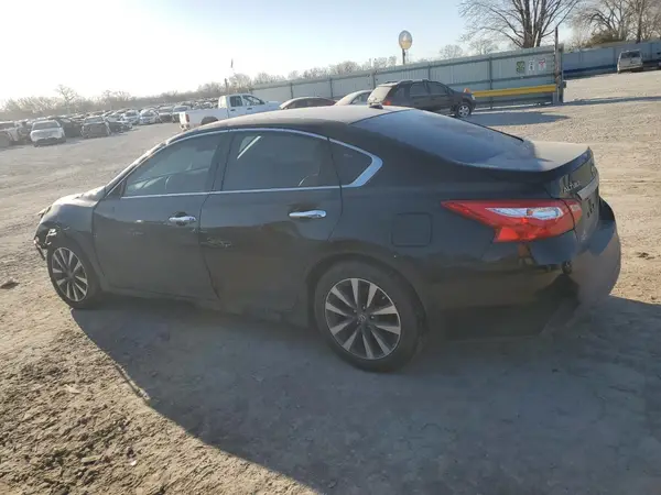 1N4AL3AP5HC178477 2017 NISSAN ALTIMA - Image 2