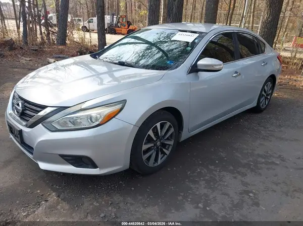 1N4AL3AP5HC180729 2017 NISSAN ALTIMA - Image 2