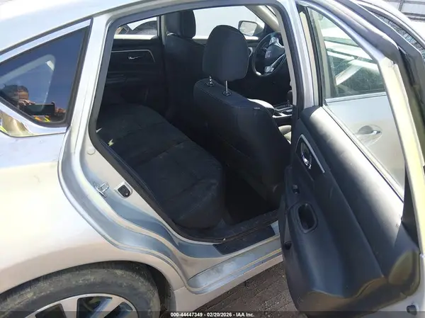 1N4AL3AP5HC180844 2017 NISSAN ALTIMA - Image 8