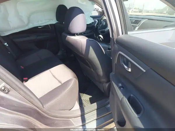 1N4AL3AP5HC181623 2017 NISSAN ALTIMA - Image 8