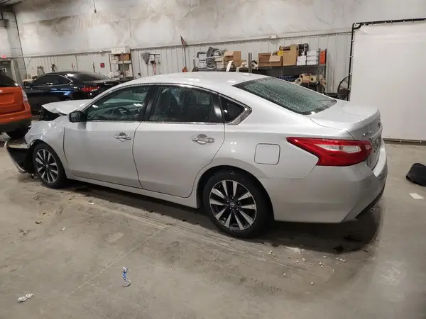 1N4AL3AP5HC181900 2017 NISSAN ALTIMA - Image 2