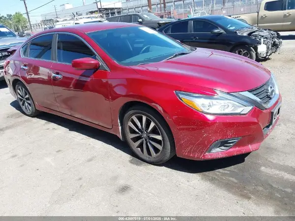 1N4AL3AP5HC184036 2017 NISSAN ALTIMA - Image 1