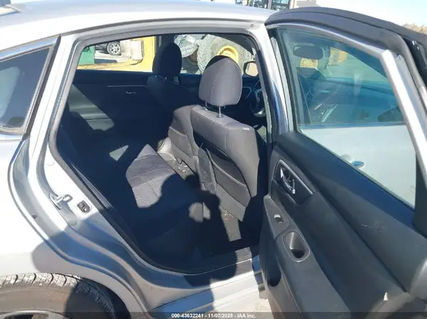 1N4AL3AP5HC186739 2017 NISSAN ALTIMA - Image 8