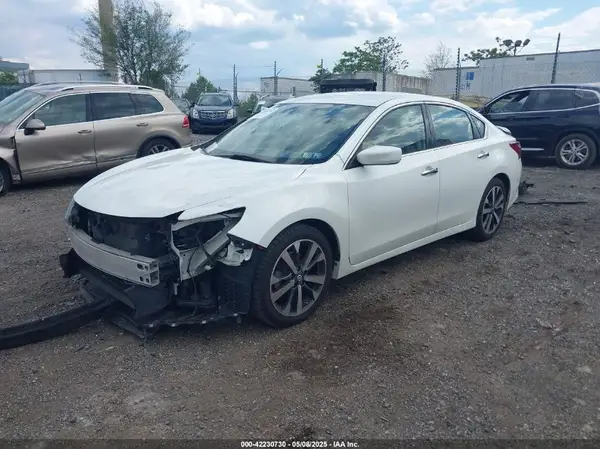 1N4AL3AP5HC193030 2017 NISSAN ALTIMA - Image 2