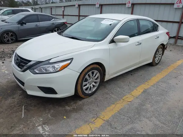 1N4AL3AP5HC193075 2017 NISSAN ALTIMA - Image 2