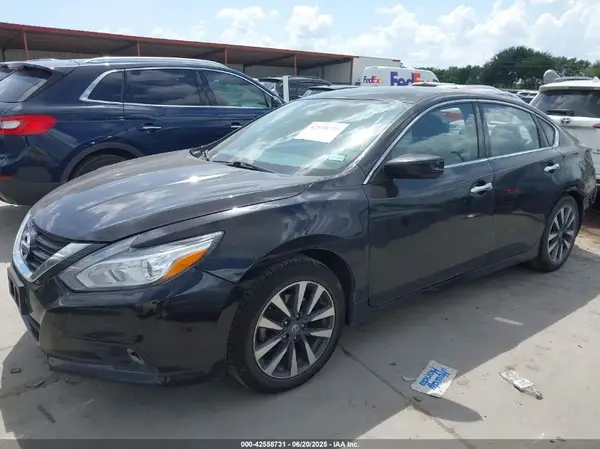 1N4AL3AP5HC193464 2017 NISSAN ALTIMA - Image 2