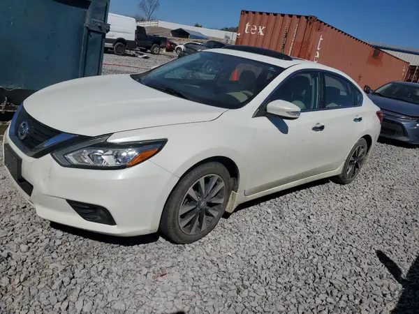 1N4AL3AP5HC197045 2017 NISSAN ALTIMA - Image 1