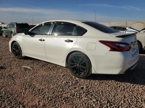 1N4AL3AP5HC198017 2017 NISSAN ALTIMA - Image 2