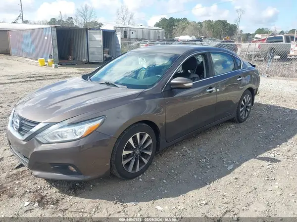 1N4AL3AP5HC201112 2017 NISSAN ALTIMA - Image 2