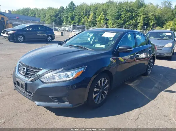 1N4AL3AP5HC201210 2017 NISSAN ALTIMA - Image 2
