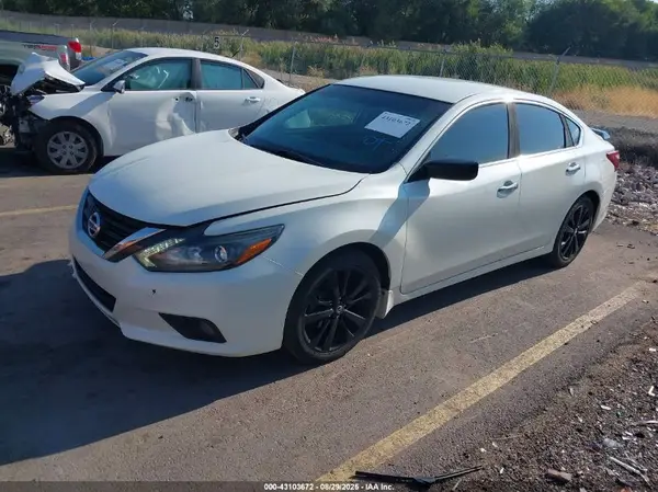 1N4AL3AP5HC202034 2017 NISSAN ALTIMA - Image 2