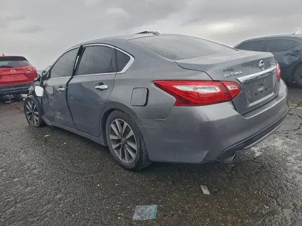 1N4AL3AP5HC202700 2017 NISSAN ALTIMA - Image 2