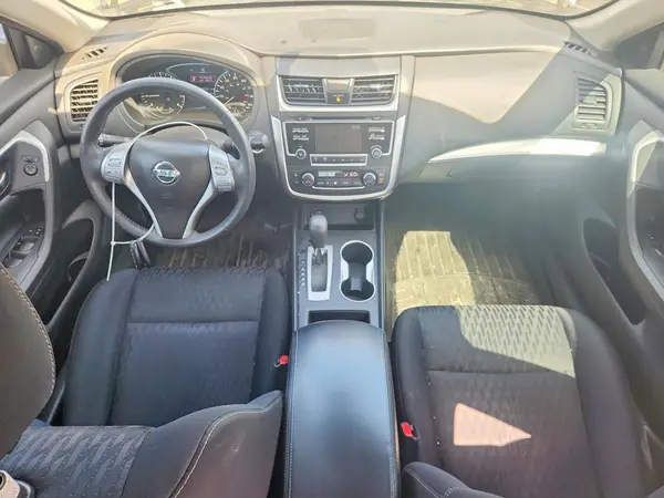 1N4AL3AP5HC203863 2017 NISSAN ALTIMA - Image 8