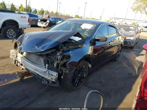 1N4AL3AP5HC210439 2017 NISSAN ALTIMA - Image 2