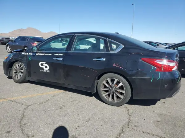 1N4AL3AP5HC212465 2017 NISSAN ALTIMA - Image 2