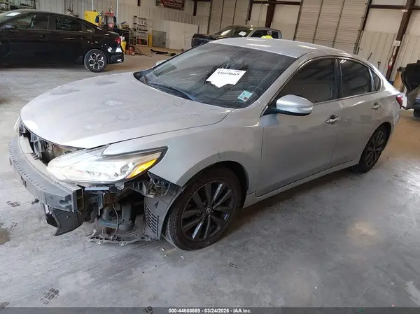 1N4AL3AP5HC212904 2017 NISSAN ALTIMA - Image 2