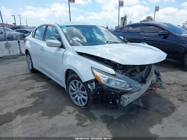 1N4AL3AP5HC219142 2017 NISSAN ALTIMA - Image 1