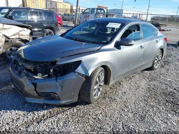 1N4AL3AP5HC223918 2017 NISSAN ALTIMA - Image 2