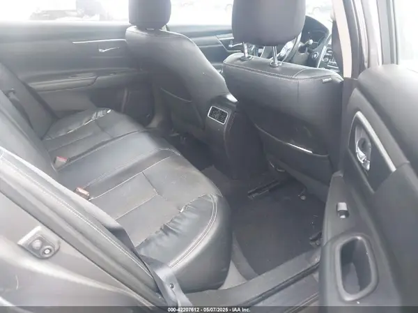 1N4AL3AP5HC224020 2017 NISSAN ALTIMA - Image 8