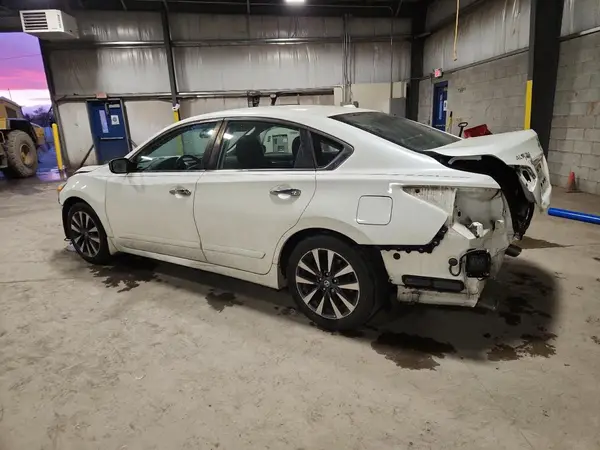 1N4AL3AP5HC224244 2017 NISSAN ALTIMA - Image 2