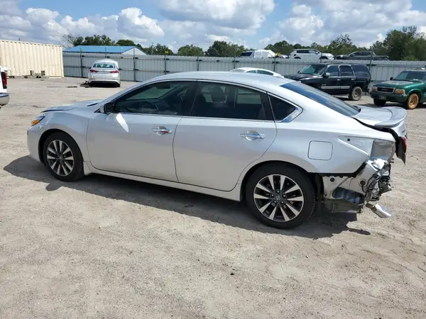 1N4AL3AP5HC225121 2017 NISSAN ALTIMA - Image 2