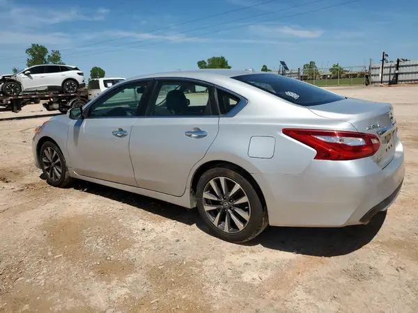 1N4AL3AP5HC227886 2017 NISSAN ALTIMA - Image 2