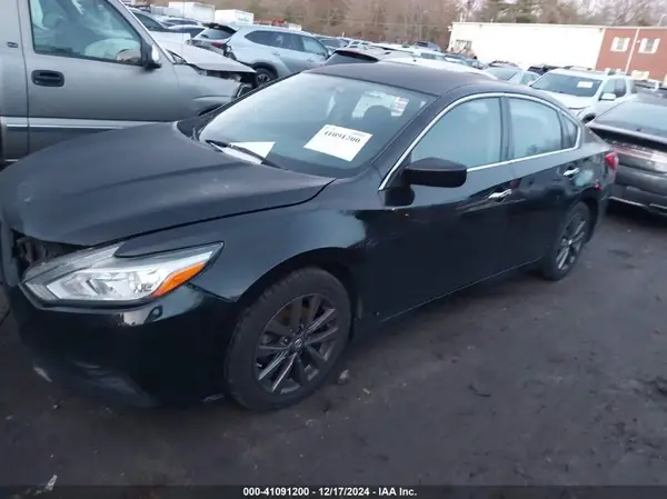 1N4AL3AP5HC229055 2017 NISSAN ALTIMA - Image 2