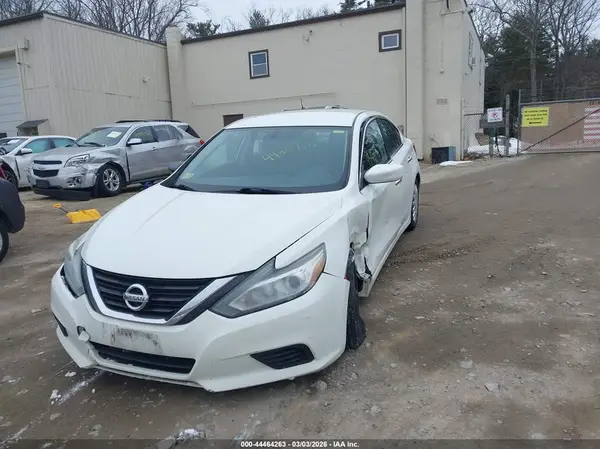 1N4AL3AP5HC229394 2017 NISSAN ALTIMA - Image 2