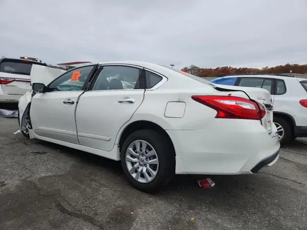1N4AL3AP5HC230044 2017 NISSAN ALTIMA - Image 2
