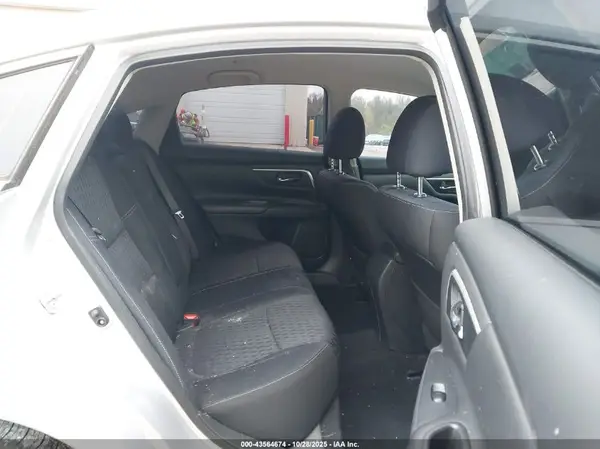 1N4AL3AP5HC230108 2017 NISSAN ALTIMA - Image 8