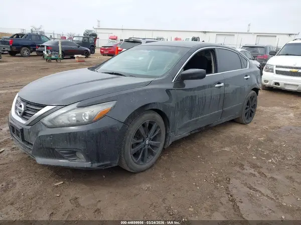 1N4AL3AP5HC237575 2017 NISSAN ALTIMA - Image 2