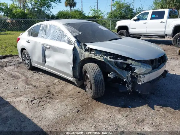 1N4AL3AP5HC239326 2017 NISSAN ALTIMA - Image 1