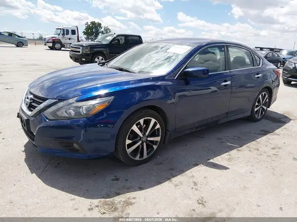 1N4AL3AP5HC240167 2017 NISSAN ALTIMA - Image 2