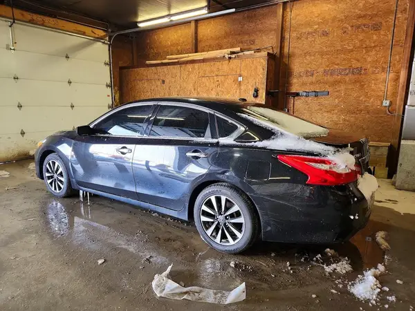 1N4AL3AP5HC240413 2017 NISSAN ALTIMA - Image 2