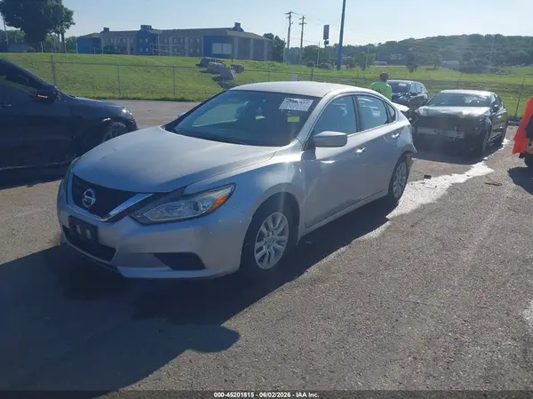 1N4AL3AP5HC241125 2017 NISSAN ALTIMA - Image 2